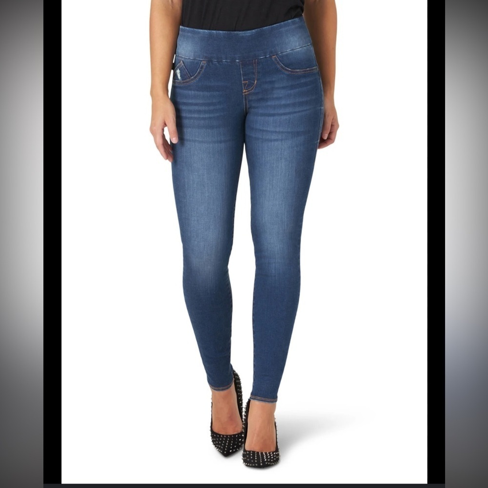 Rock & Republic Women's Classic Blue Skinny Jeans